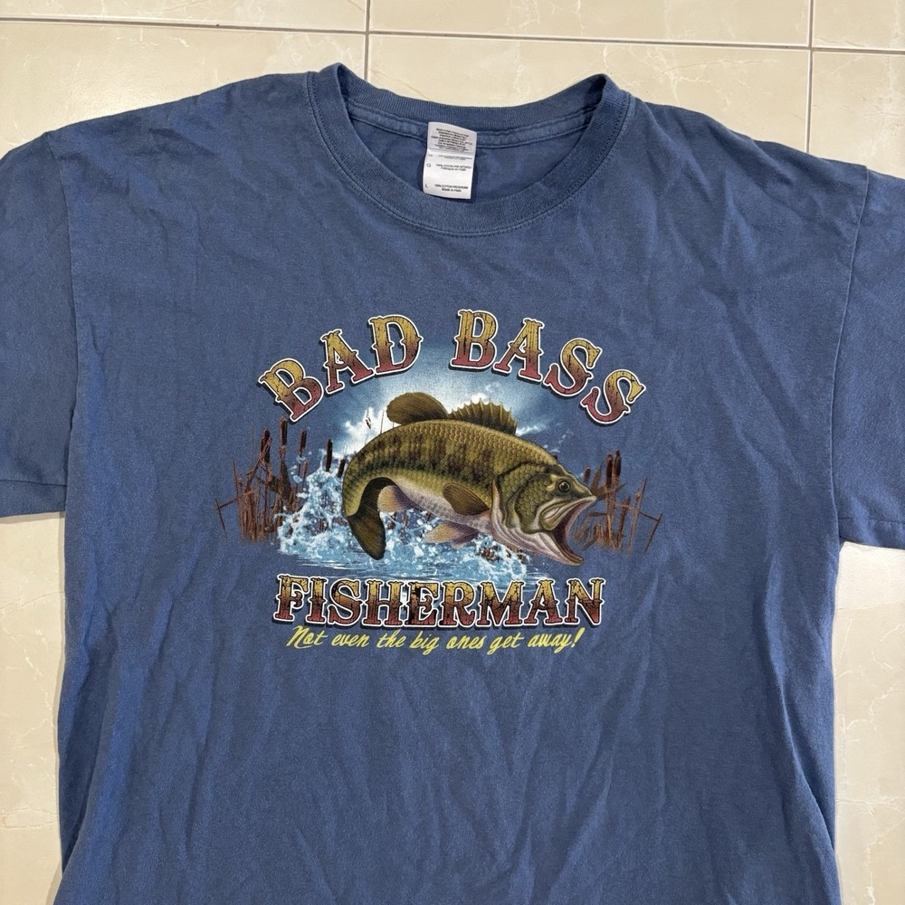 Vintage Bad Bass Fisherman T Shirt Fishing Mens Large Y2K Hunting Outdoors Gorp
